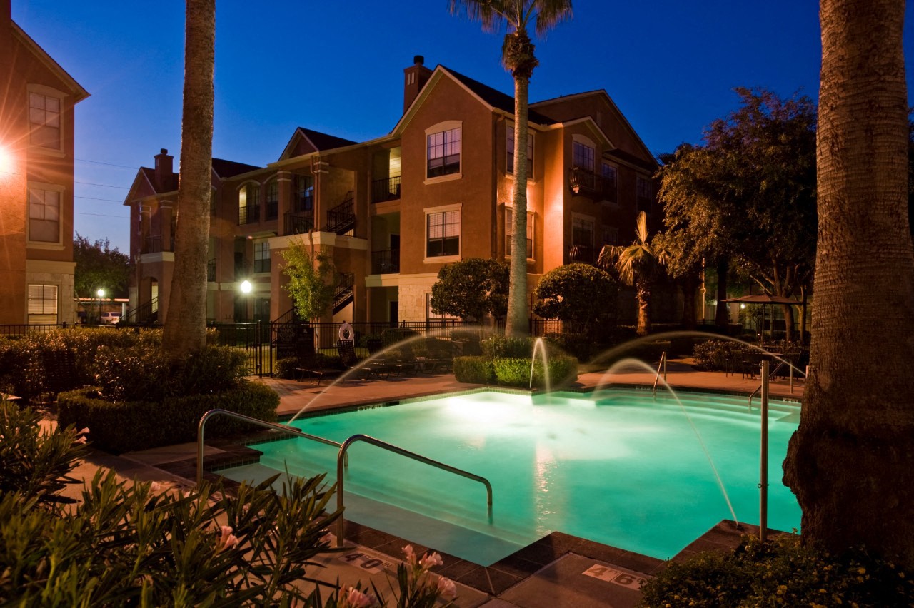 The Retreat at Eldridge Apartments, Houston - (see reviews, pics & AVAIL)