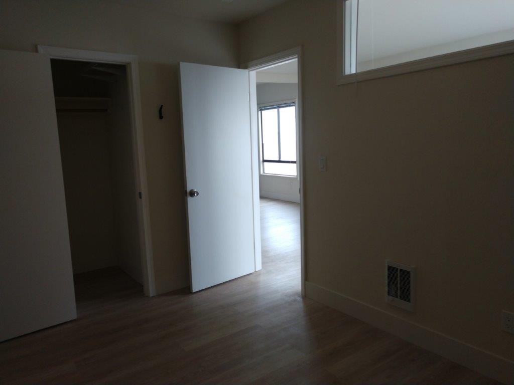 Terra Vista, San Francisco - (see pics & AVAIL)