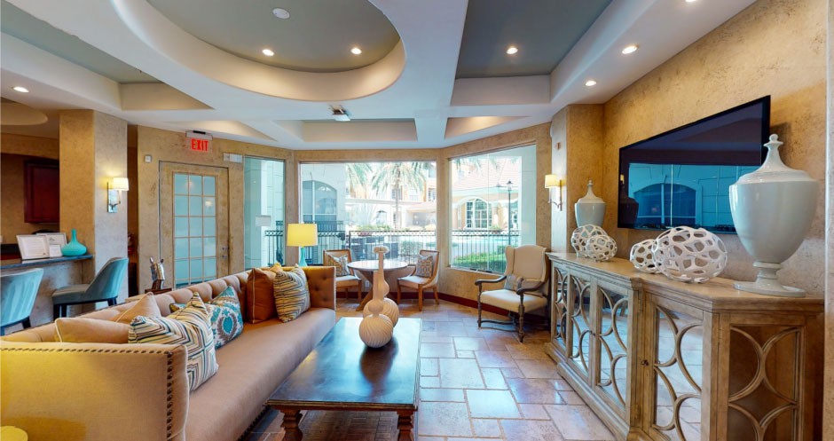 Tuscany Court Apartments, Houston - (see reviews, pics & AVAIL)