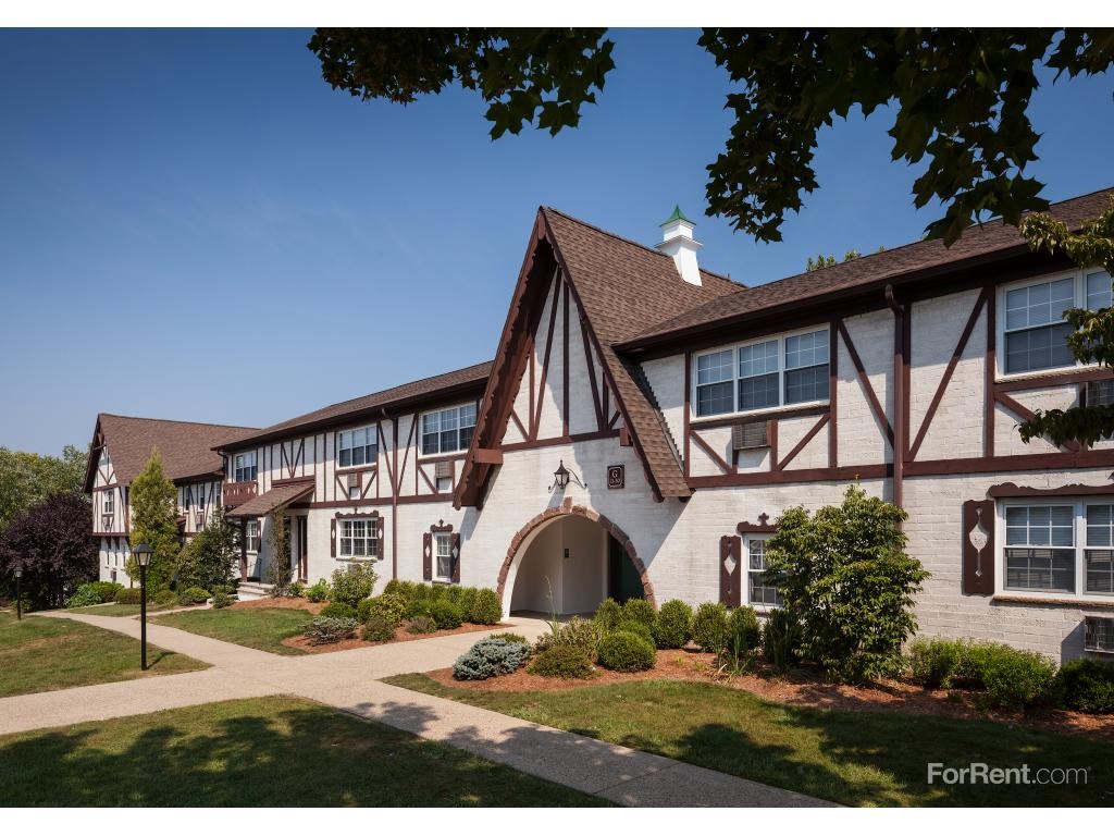 Center Grove Village 100 Center Grove Rd, Randolph, NJ 07869